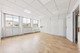 Location Location Bureaux Paris 75008