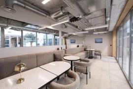 Location Location Bureaux Paris 75008