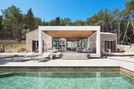 Villa Karmen Sutivan