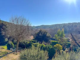 Vente Entrecasteaux, villa avec piscine et dépendances
