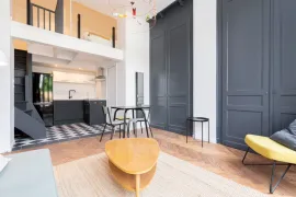 Location T1 bis en duplex - 23 m2 - Lille Centre