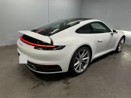 Voiture Porsche 992 Carrera Coupé (385 PS) - PDK