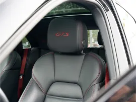 Voiture Porsche Macan (2) GTS - 381 PS - PDK