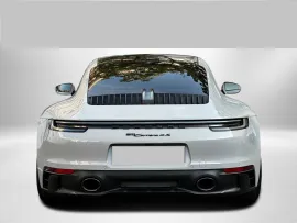 Voiture Porsche 992 Carrera 4S Coupé - 450 PS - PDK