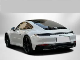 Voiture Porsche 992 Carrera 4S Coupé - 450 PS - PDK