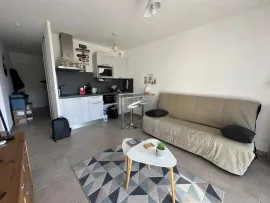 Vente Studio NICE ST ISIDORE