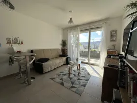 Vente Studio NICE ST ISIDORE