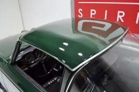 Voiture TRIUMPH TR4 A IRS Surrey Top + OD