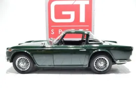 Voiture TRIUMPH TR4 A IRS Surrey Top + OD