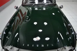 Voiture TRIUMPH TR4 A IRS Surrey Top + OD