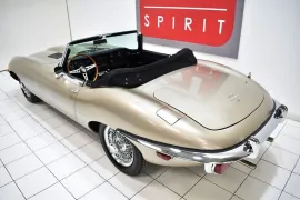 Voiture JAGUAR Type E Cabriolet 4.2L