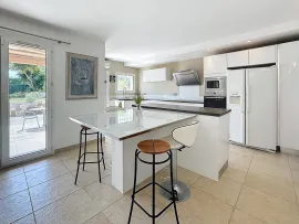 Vente RARE: VILLA AU CALME