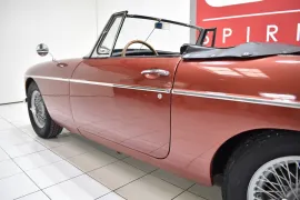 Voiture MG B Overdrive