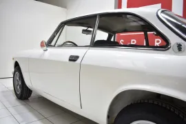 Voiture ALFA ROMEO 2000 Coupé GT Veloce