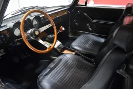 Voiture ALFA ROMEO 2000 Coupé GT Veloce