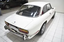 Voiture ALFA ROMEO 2000 Coupé GT Veloce