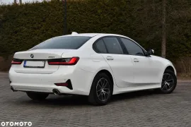 Voiture BMW Series 3 93dec8