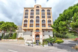 Vente BEAUSOLEIL : Magnifique studio avec terrasse, vue mer, piscine à