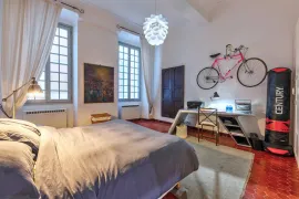 Vente NICE - Vieille Ville : Élégant appartement 3 pièces de 109m² dan
