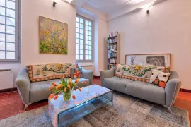 Vente NICE - Vieille Ville : Élégant appartement 3 pièces de 109m² dan