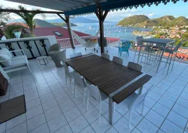 Vente Maison à Terre de Haut avec vue sur la baie.
