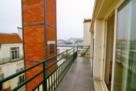 Vente Studio avec balcon
