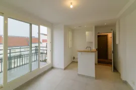 Vente Grand studio avec balcon