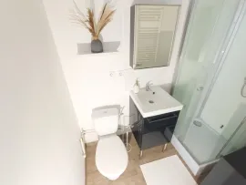 Location Studio meublé – Tout à pied !