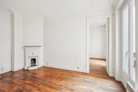 Appartement 2 pièces - 32,39 m2 - Paris 18e Paris 18e