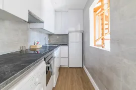 Location Calle de Matilde Landa, Madrid