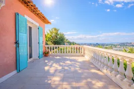 Vente VILLA CORNICHE FLEURIE