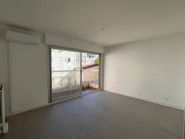 Location Référence : 16 Rue Acchiardi de Saint-Léger