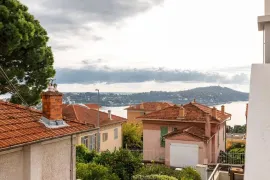 Vente VILLEFRANCHE-SUR-MER, 2 PIÈCES, TERRASSE