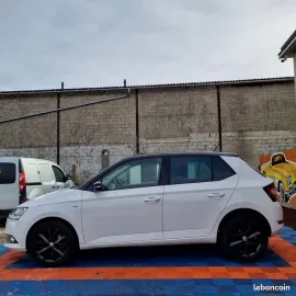 Voiture Skoda Fabia 1.0 TSI - 12V TURBO