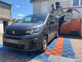 Voiture Peugeot Partner 1.5 BlueHDi 16V L2 EAT8 130 cv Boîte auto