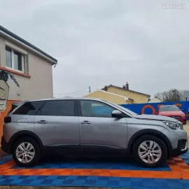 Voiture Peugeot 5008 1.5 BlueHDi EAT8 S&S 130 cv Boîte auto
