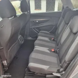 Voiture Peugeot 5008 1.5 BlueHDi EAT8 S&S 130 cv Boîte auto