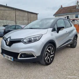 Voiture Renault Captur 1.2i - 16V TURBO TCE 120