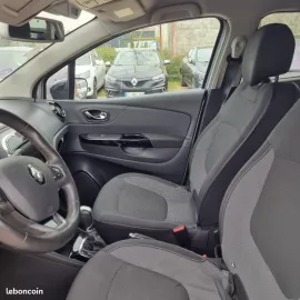 Voiture Renault Captur 1.2i - 16V TURBO TCE 120
