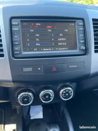 Voiture Citroën C-Crosser 2.2 HDi 4WD 156 cv Boîte auto