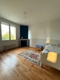 Vente Maison familiale de 6 chambres sur vaste terrain