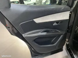 Voiture Peugeot 3008 II GT