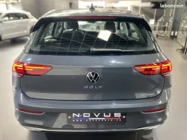 Voiture Volkswagen Golf VIII Berline Style 1st eHybrid