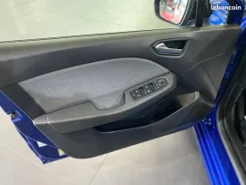 Voiture Renault Clio V 2 1.0 TCE 90 TECHNO /-24% /GPS+CAM360/FULL LED+CLIM AUTO+JA16+REGUL ADAP+CAR PLAY ...