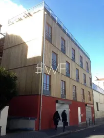 Location Mairie de Saint Ouen : Bureau / Atelier  19 m²