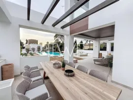 Vente Golden Mile : Villa de luxe avec vue mer emplacement premium.