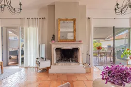 Vente Golfe-Juan – Maison familiale avec piscine & dépendance