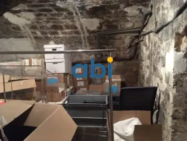 Vente Opportunité Rare : Cave BELLE ET TRES SAINE