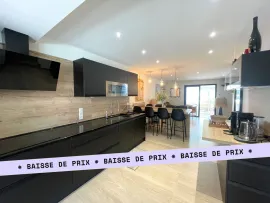 GRIMAUD - Duplex - 74m2 - 4 terrasses - Piscine - SPA - Garage Grimaud
