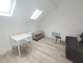 Location Studio moderne avec cuisine ouverte